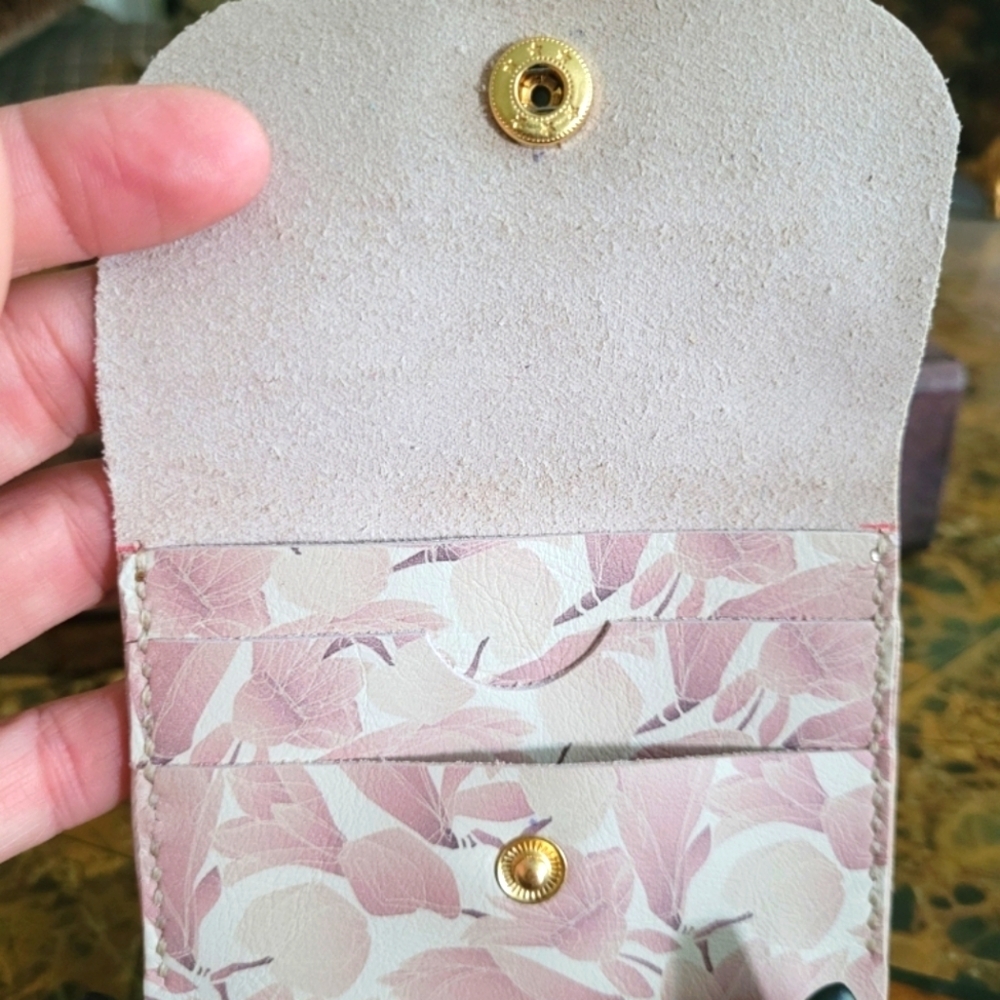 Floral Pink and White Wallet with Gold Button - Picture 3 of 3